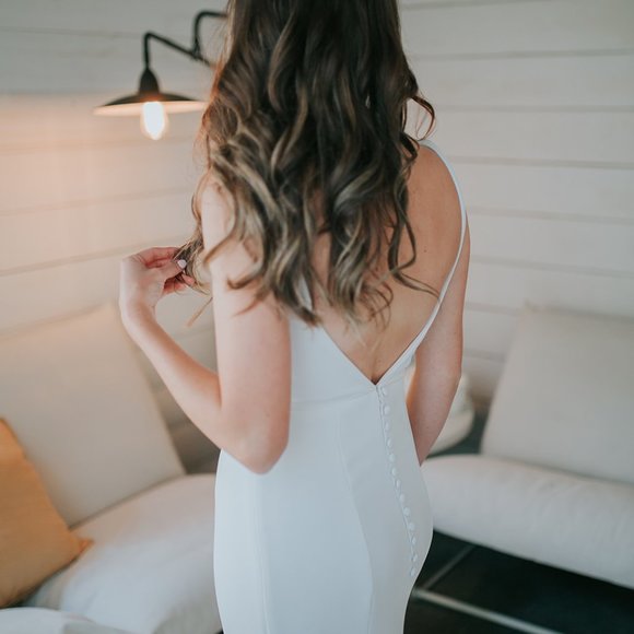 Alyssa Kristin Isla Wedding Dress - Picture 2 of 3